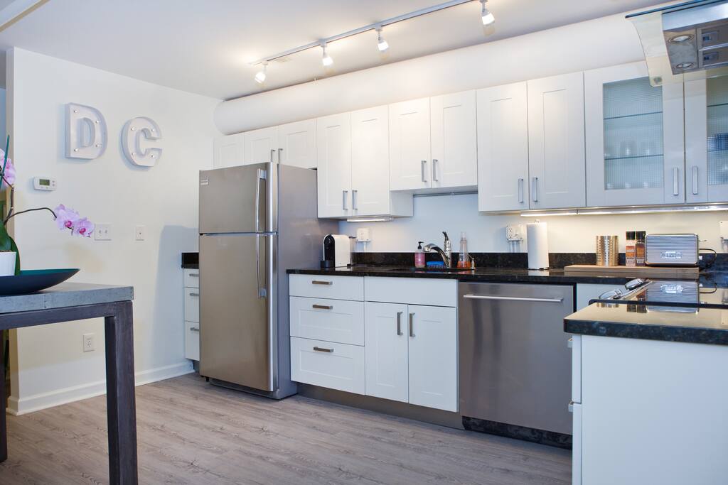 Fully equipped kitchen