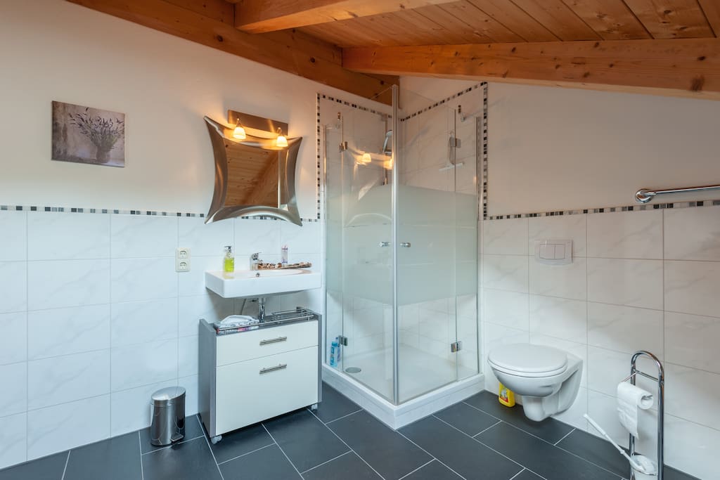 Bad, bath room