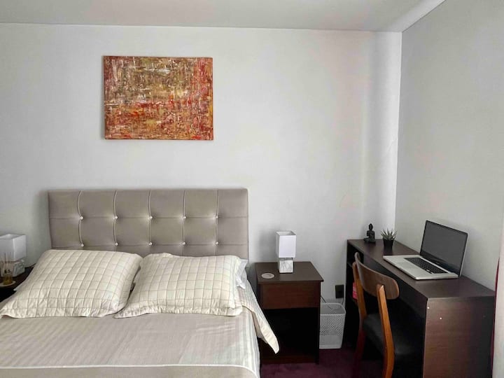 2. spavaća soba, bračni krevet (1,6x2)