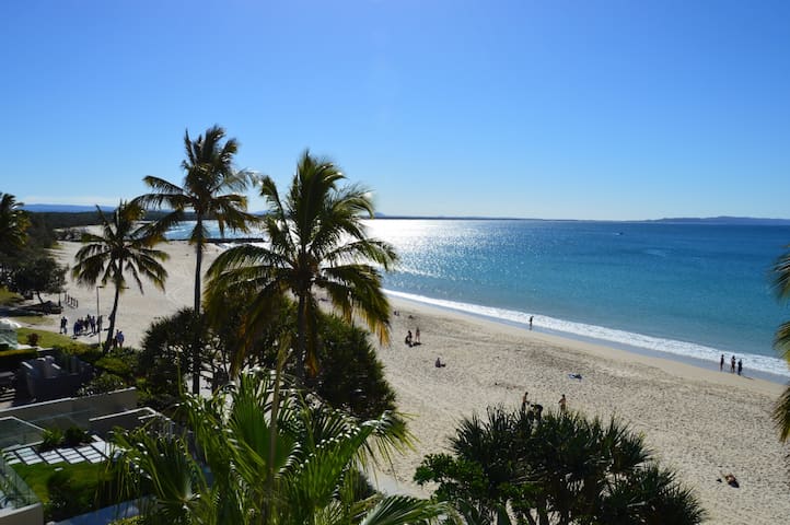 Exclusive Noosa Beachfront Penthouse