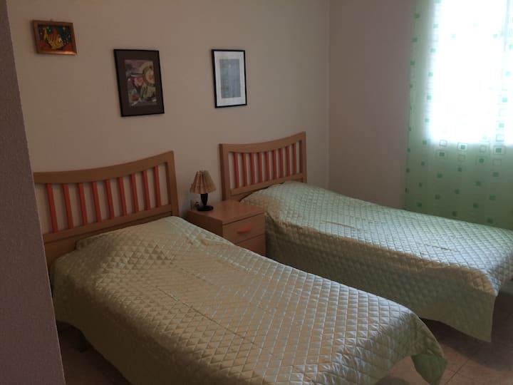 غرفة النوم 1