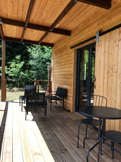 La terrasse aménagée