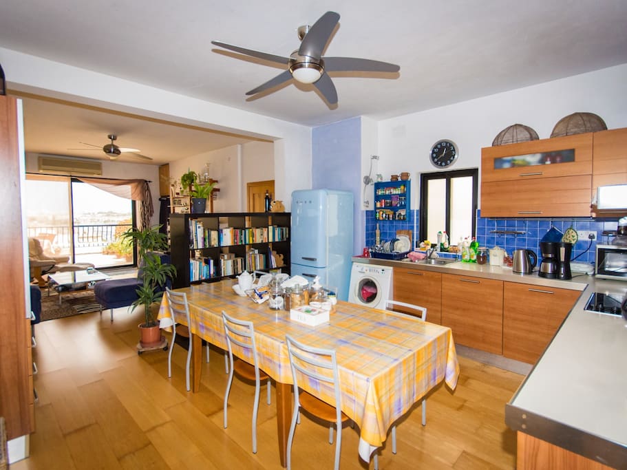 Breakfast Table