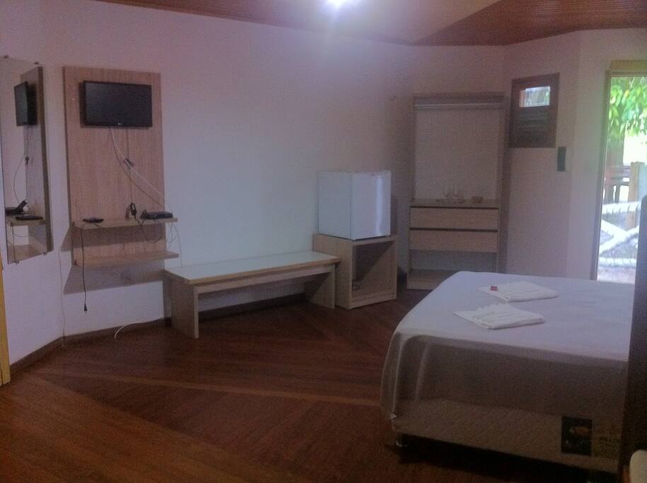 Mini bar, TV and air condicioning