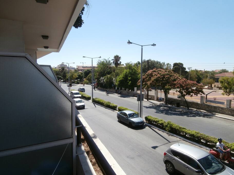 Centrally located in the city center, almost opposite the Old Market