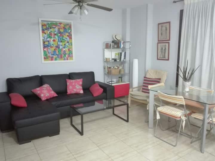 Apartamento A 2 Mins De La Playa De Las Canteras - Las Palmas de Gran Canaria