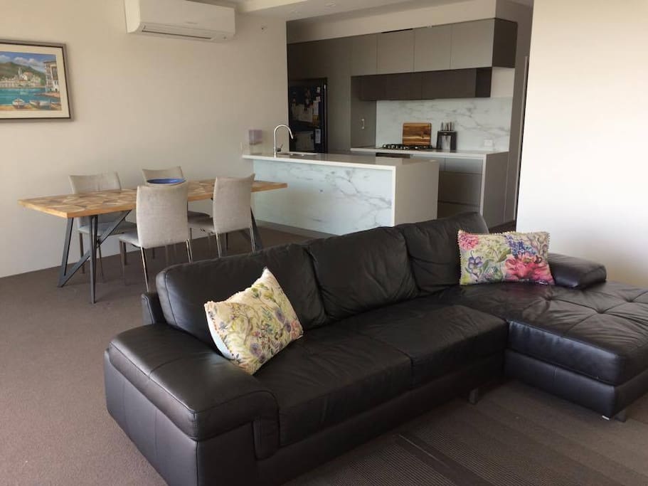 Lounge, Dining Room and Kitchen