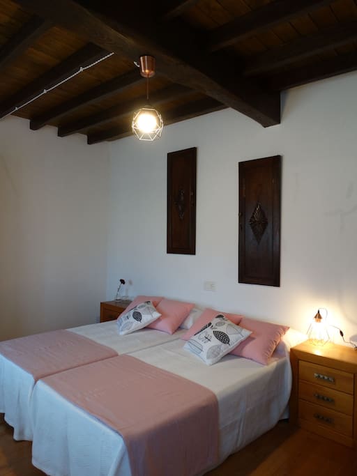 habitación doble con dos camas individuales