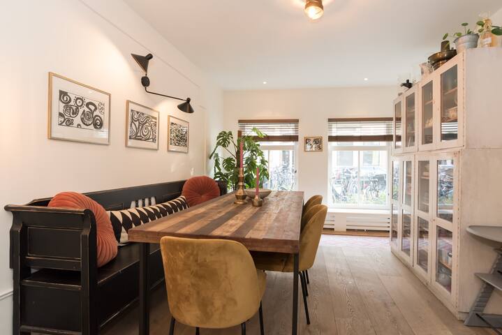 Beautiful house in popular ‘De Pijp’ area gallery image 4