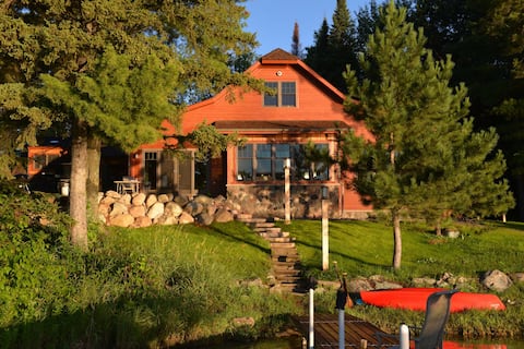 Whole Home! - Beautiful Cottage on Horseshoe Lake.