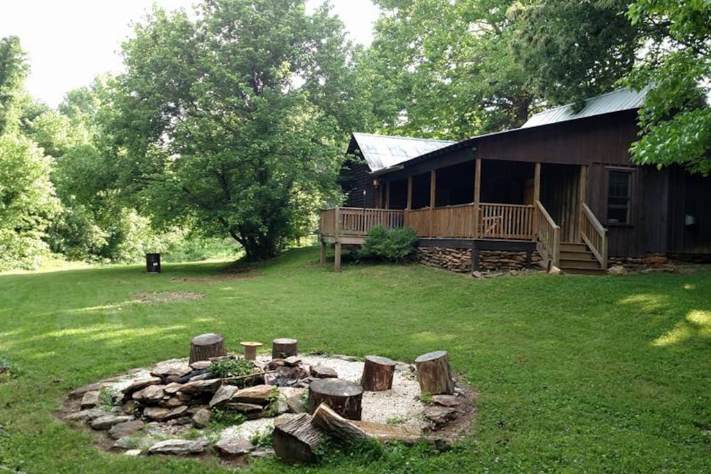 Kelleyacrescabins 18 Acres Of Country Cabins For Rent In Roaring