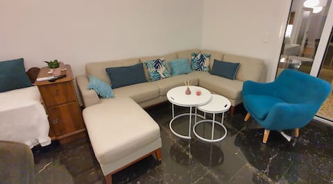 Successful Airbnb property: The Six Museums central Athens Stadium 4pers apart in ΠΛΑΣΤΗΡΑ