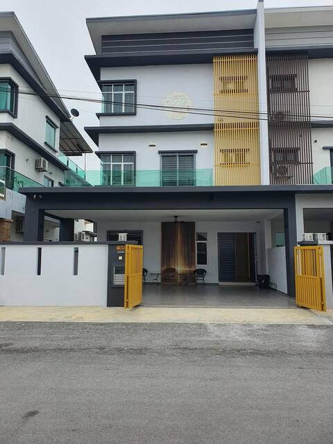 Sekinchan 29 Semi-detached Homestay Karaoke/BBQ/Pool Pool/Kids Pool Villa