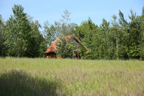 Luxury hideaway with valley view of stone circle.5