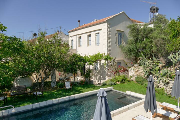 Boutique villa Kalliope-Unique3bed house!
