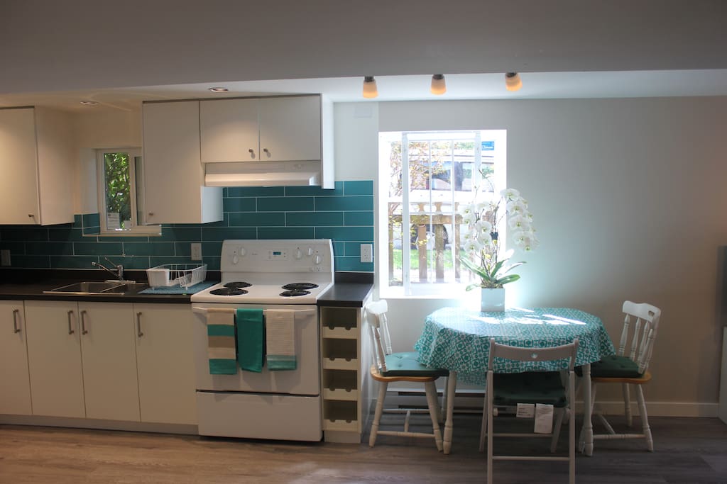 Dining area + kitchen