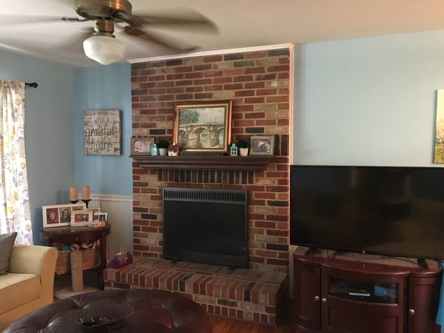 Living room with 52inch TV