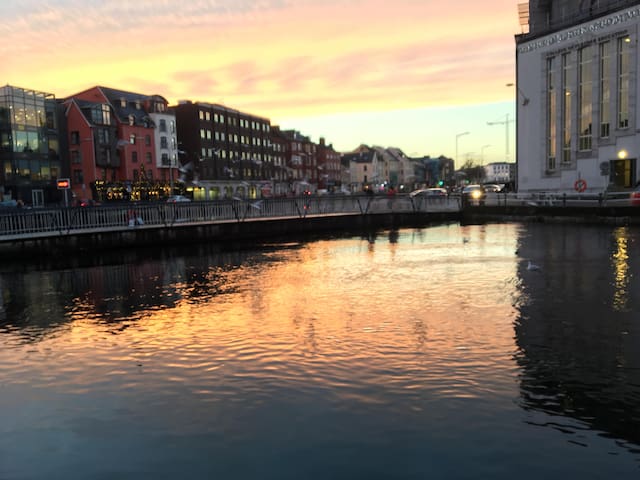 Airbnb Cork Holiday Als Places To Stay County Airbnb Cork Holiday Als