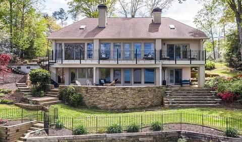 Lake Hartwell Lake House