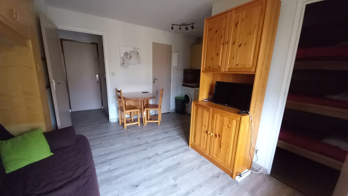 მისაღები ოთახი