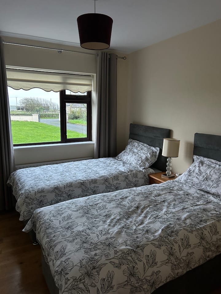 საძინებელი 1