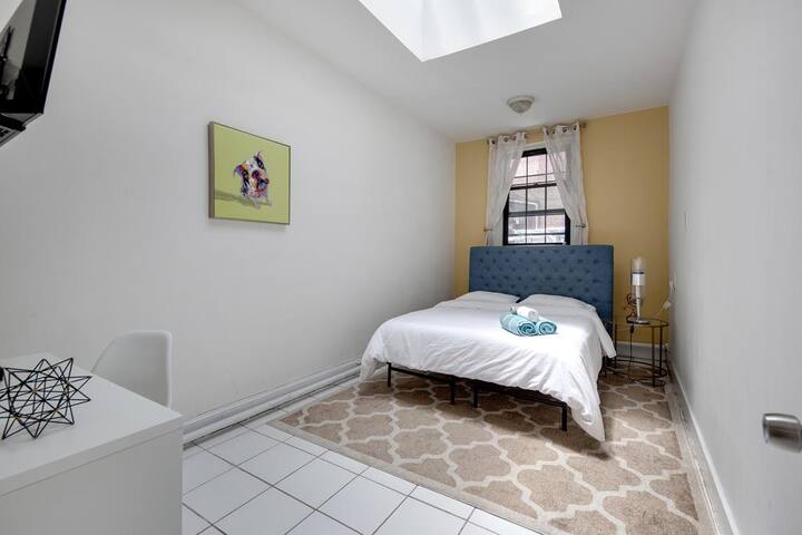 Heart of Manhattan walk to all gallery image 5