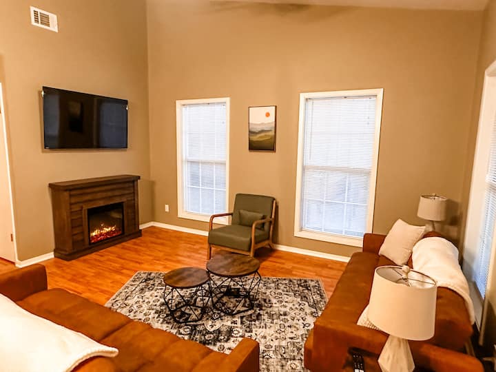 River Run Spring River Getaway Houses for Rent in Hardy, Arkansas