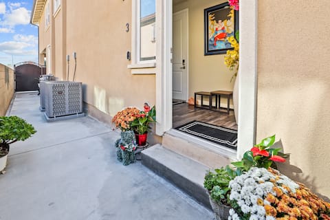 Welcome Townhome-Prime Location Orange County