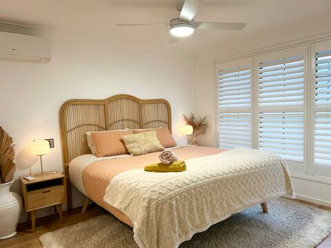 Ballina Island Oasis - Beach style with Hot Tub