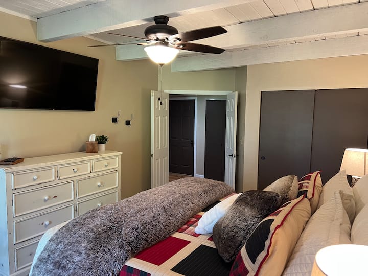 Whistling Pines Retreat - Pinetop-Lakeside, AZ