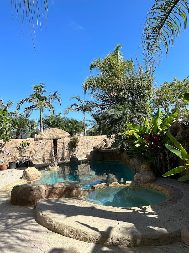 Orange County Hawaiian Paradise Near Disneyland - Cypress, CA