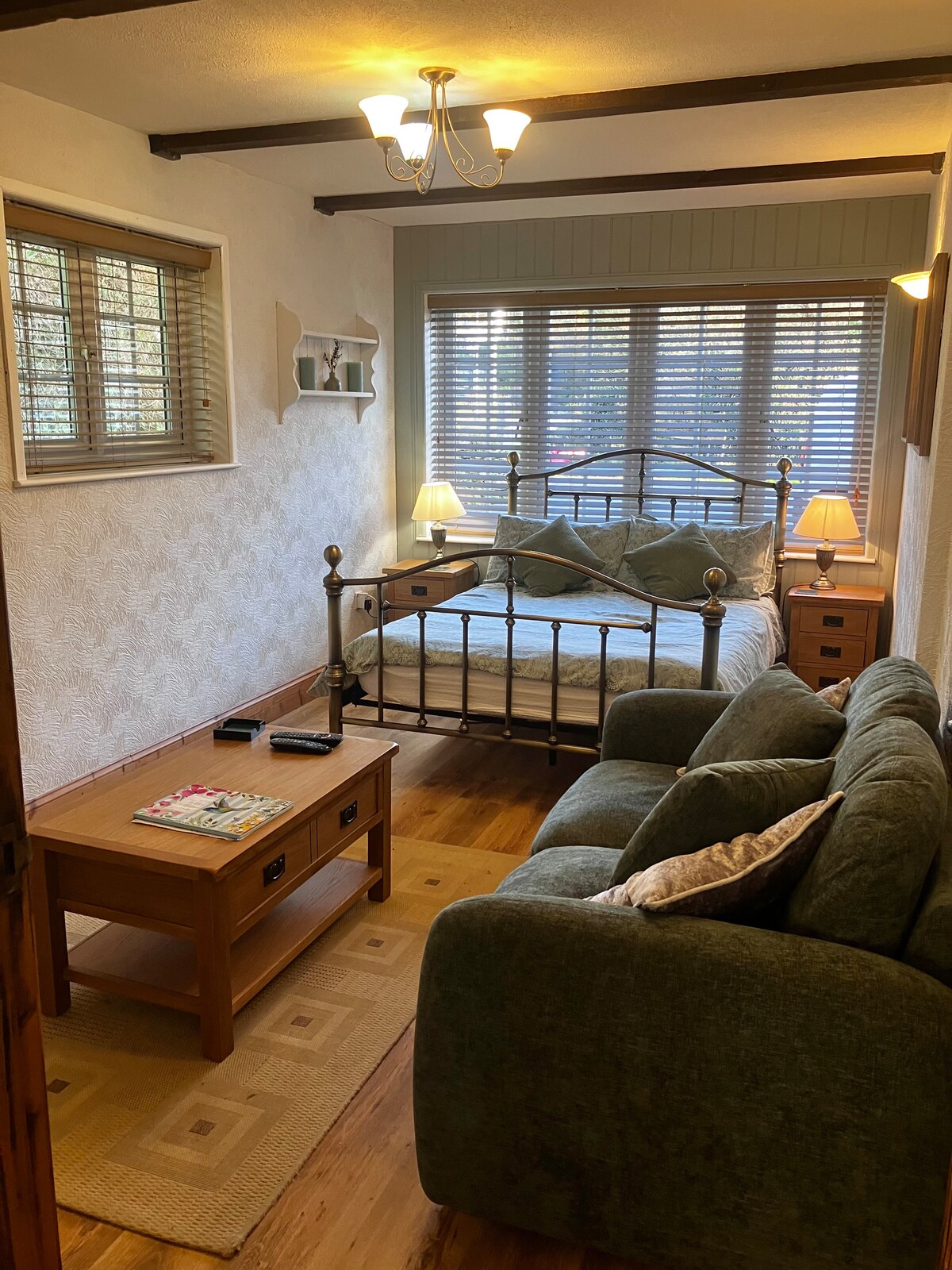 Popular Airbnb listing: Apartment in lovely village in Mawgan In Pydar