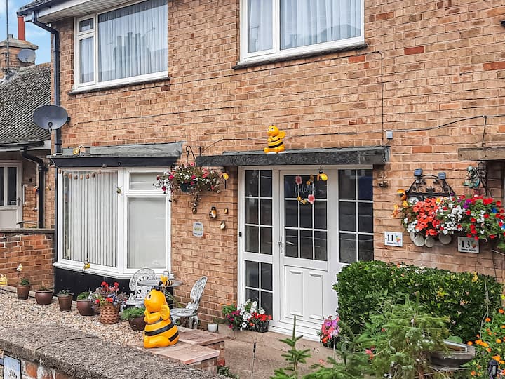 The Bee Happy House - Filey