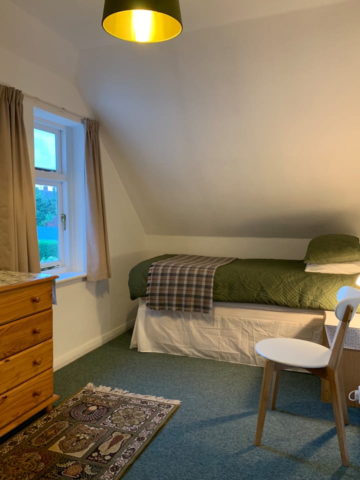 ห้องนอนเดี่ยว 