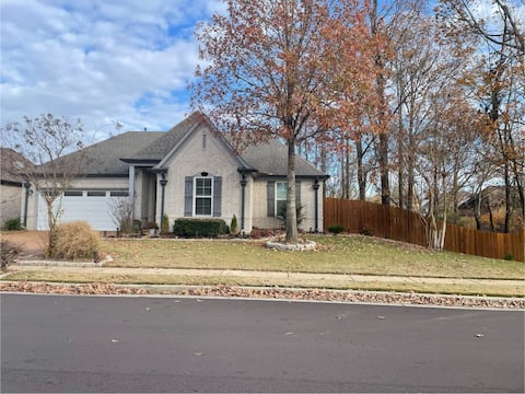 Cordova Cottage! New listing!