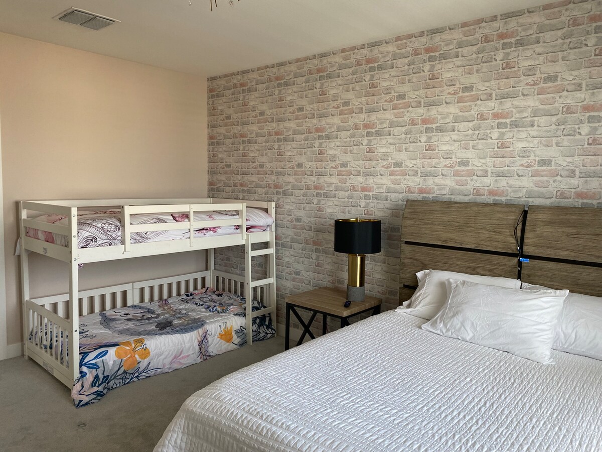 საძინებელი 4