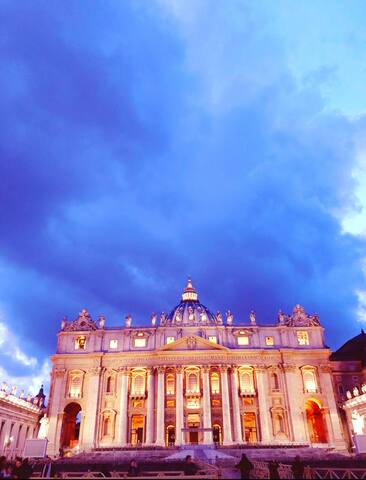 Your home in the shadow of the Vatican gallery image 2
