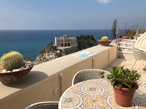 Belvedere Tropea House