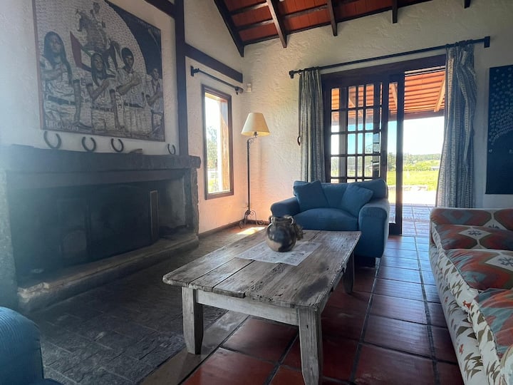 Casa Espaciosa De Campo Para Grupos Grandes - San Carlos