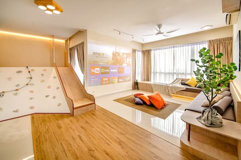 Legoland Triple Ensuite 3BR, The HideSeek Slide JB
