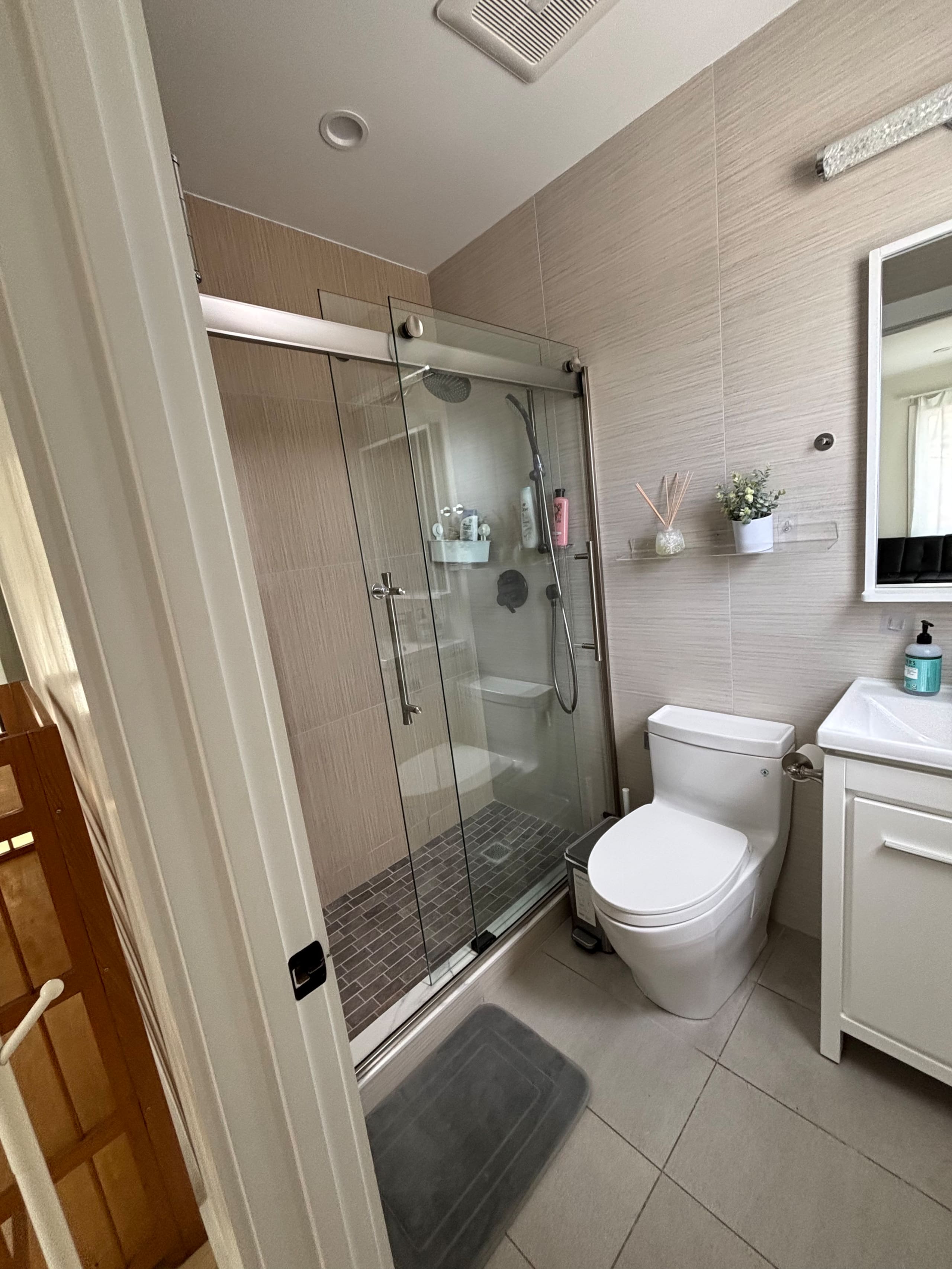 Home in San Francisco · ★4.96 · 3 bedrooms · 4 beds · 2 baths - Image 31