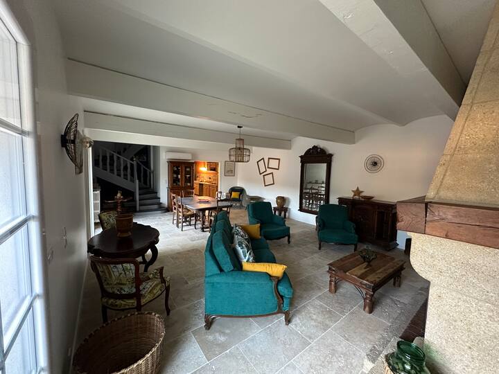 Maison Provençale Avec Piscine - Gard