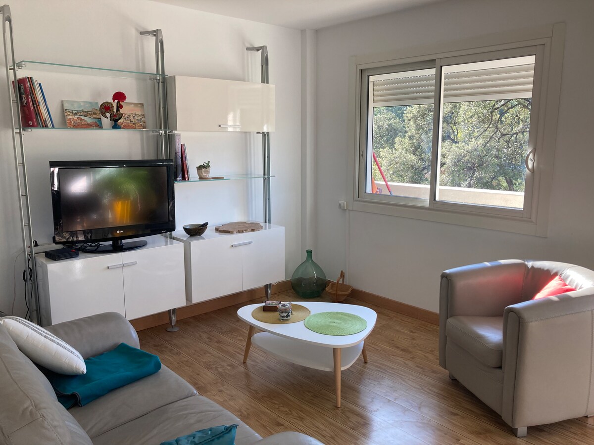 Propriété Airbnb réussie: Cozy apartment Marseille 4th à Marseille 4e Arrondissement