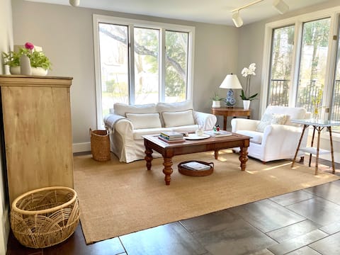 Charming Coastal Hideaway Near the Shore