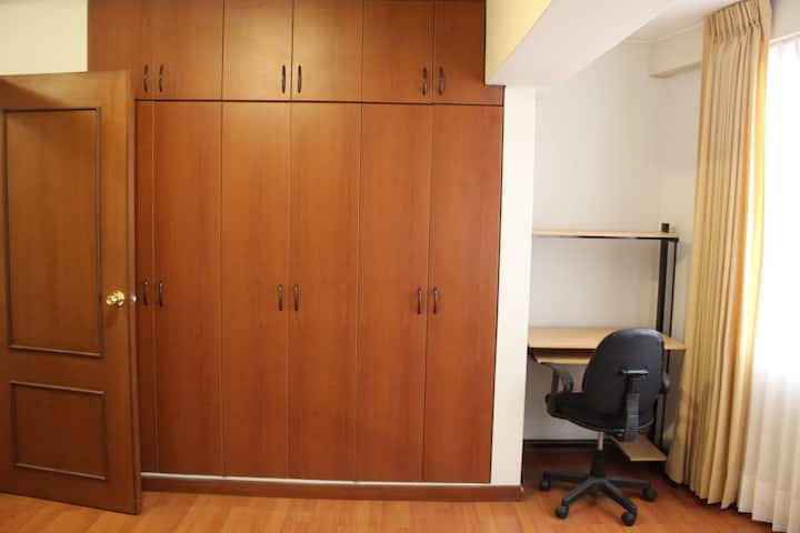 غرفة النوم 2