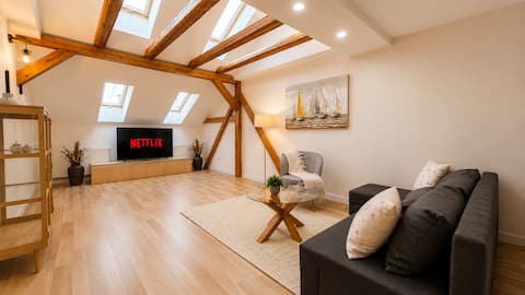 YFB | 130 m² designer apartment with 2 bathrooms 3rd floor