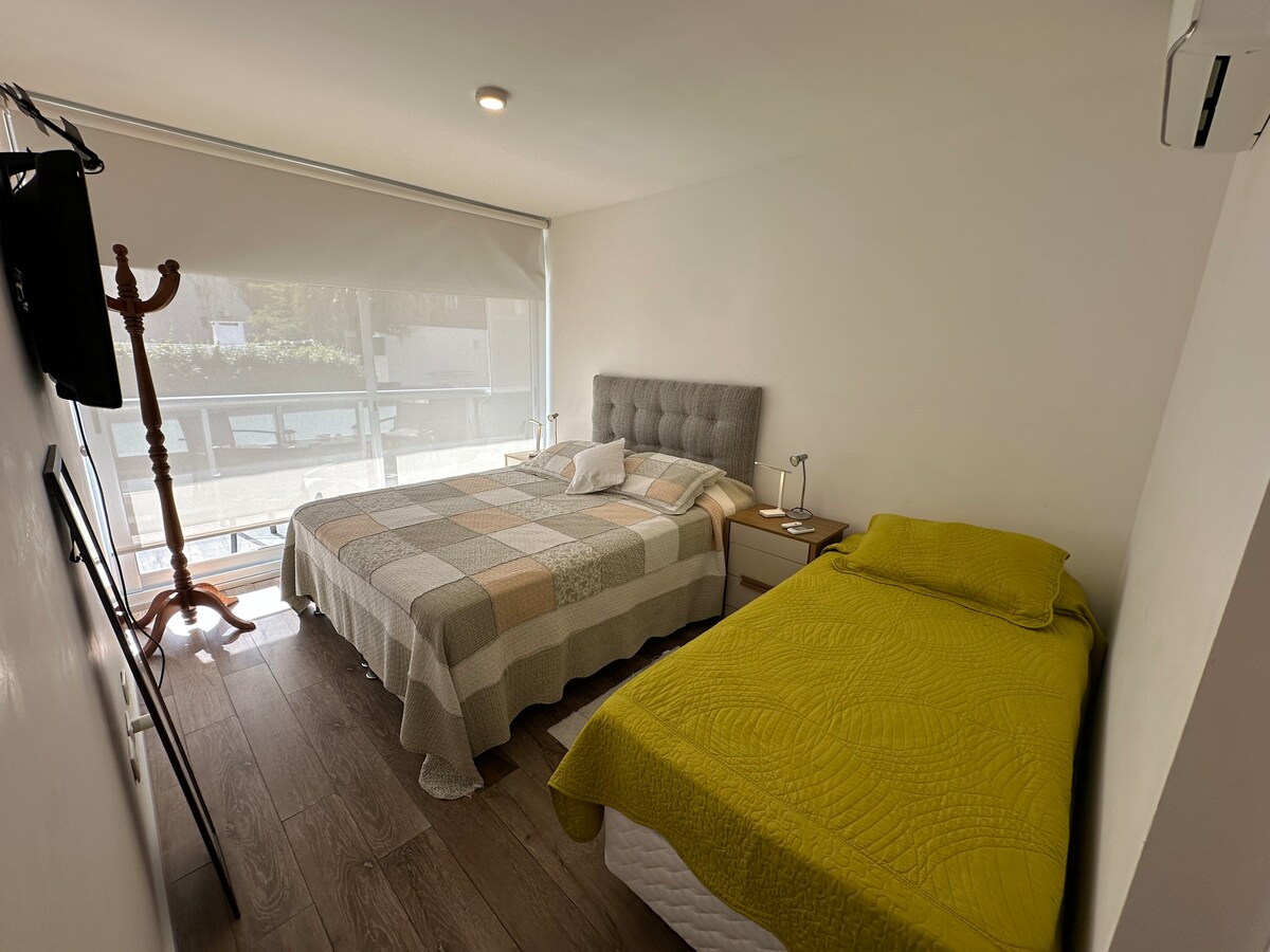 غرفة النوم 2