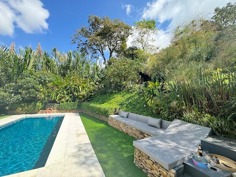 NatureVilla 1 Hot Tub 2 Jacuzzis Dock Natural Pool