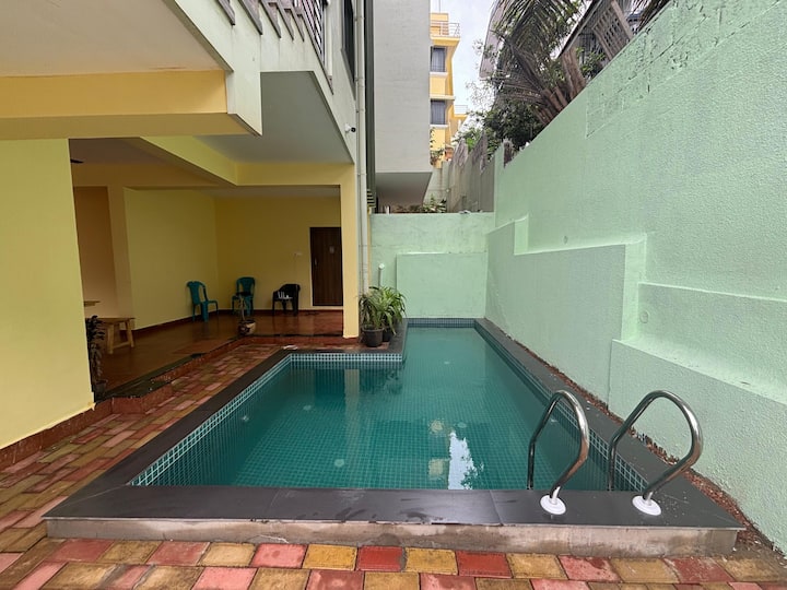 Pool image 1