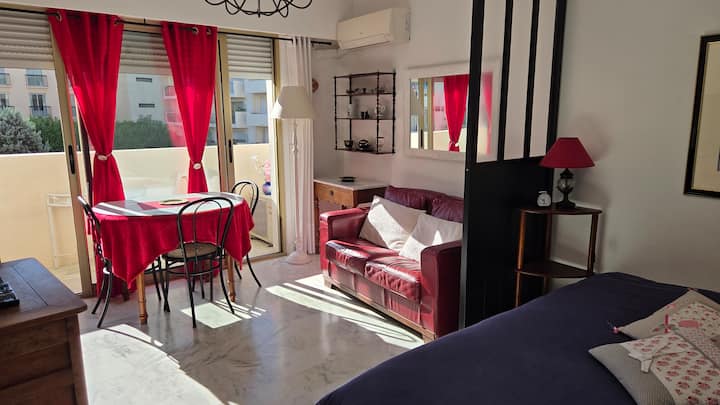 Spacieux Studio Central Avec Wifi Et Climatisation - Cannes